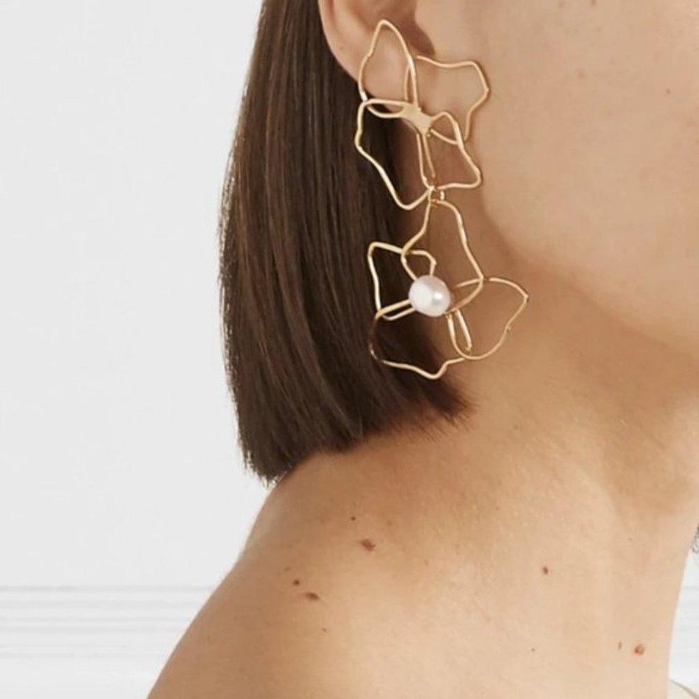 ♥ Flower Asymmetrical Earrings♥